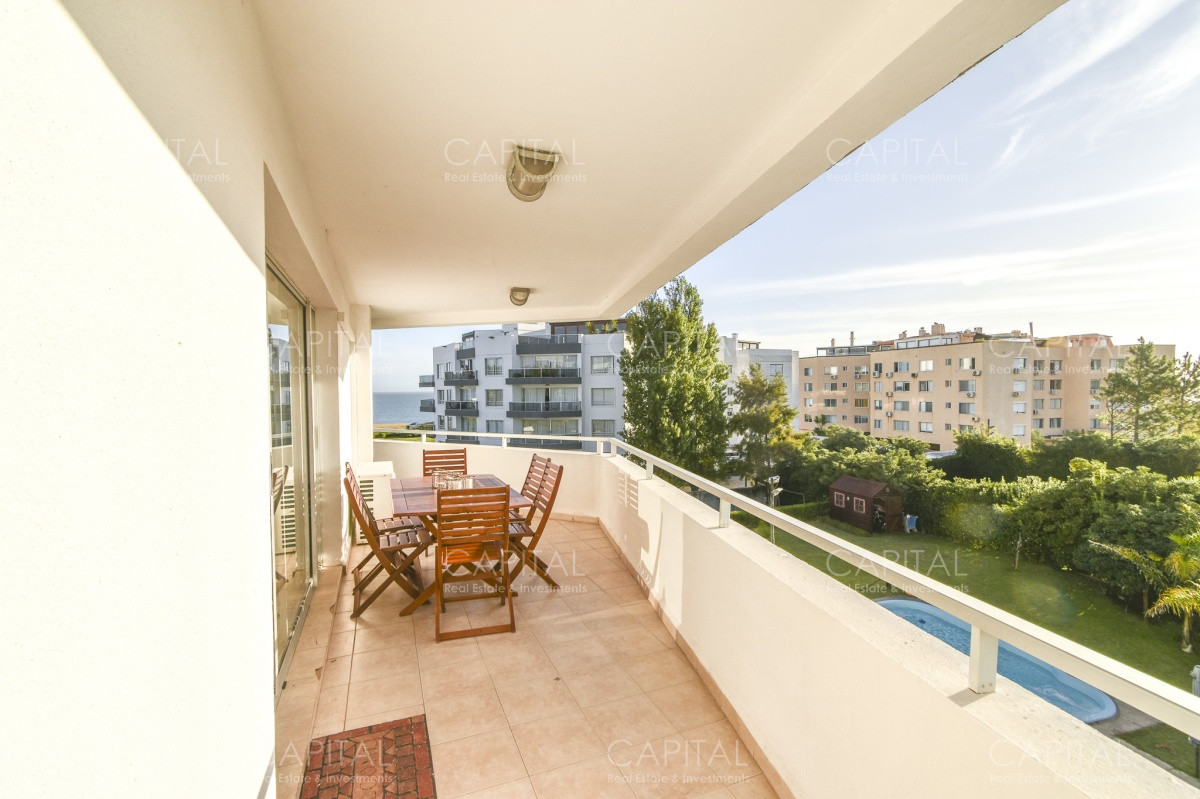 Apartamento ID.28872 - Excelente Apartamento de Tres Dormitorios frente al Mar - Punta Este