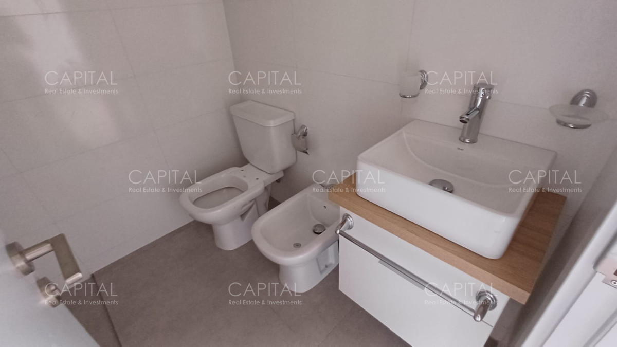 Apartamento ID.37902 - Apartamento de un dormitorio en venta. Playa Mansa, Punta del Este.