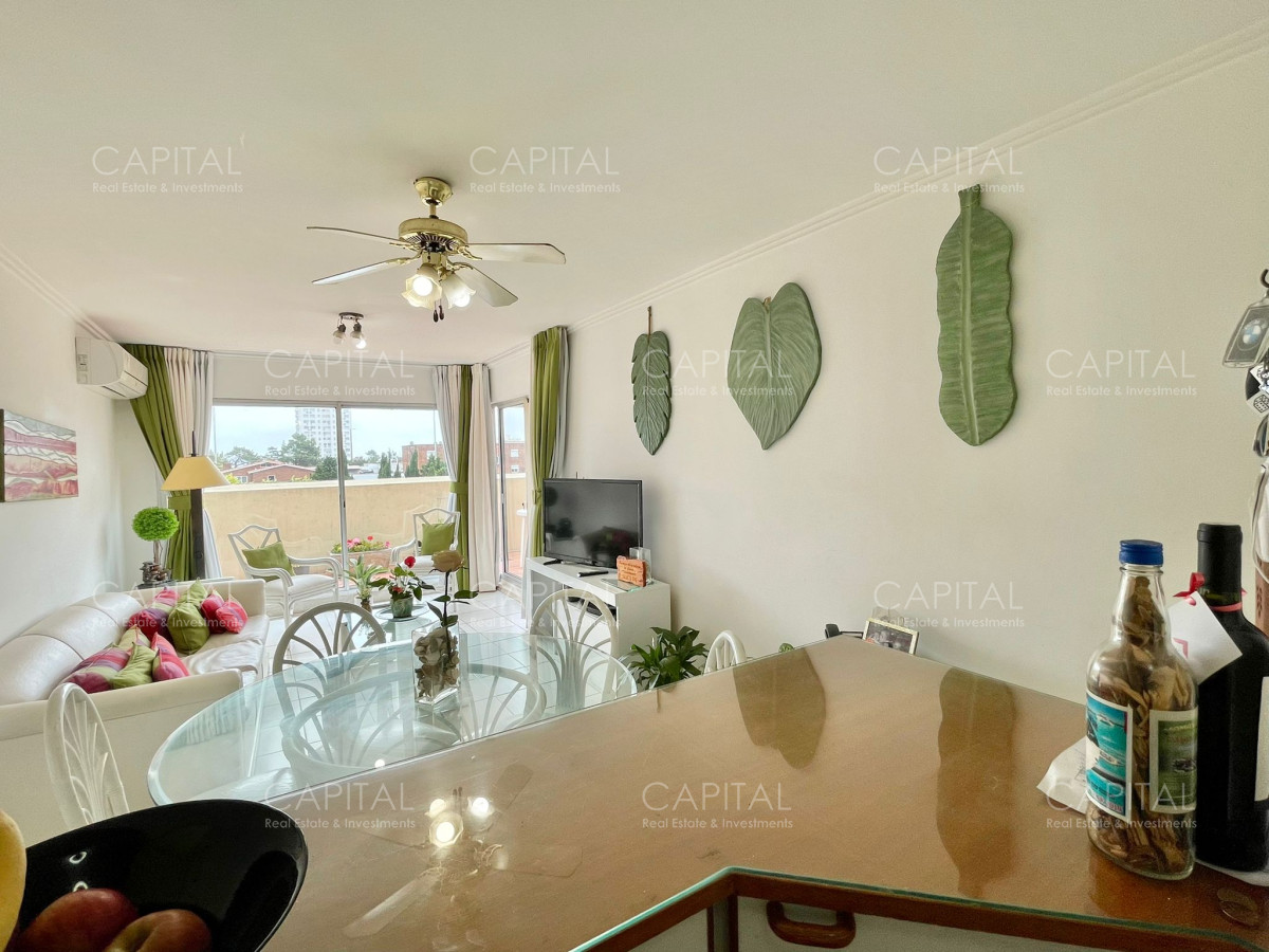 Apartamento ID.27035 - Apartamento de Dos Dormitorios En Punta del Este