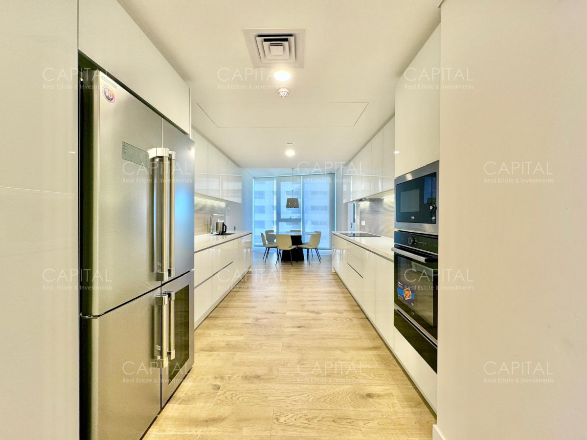Apartamento ID.36643 - Apartamento esquinero de tres y dependencia piso alto en Trump Tower en Venta