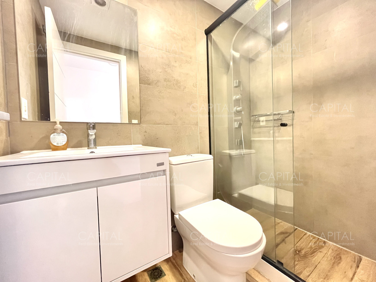 Apartamento ID.37925 - Apartamento en venta de 2 Dormitorios Frente al Mar Playa Mansa