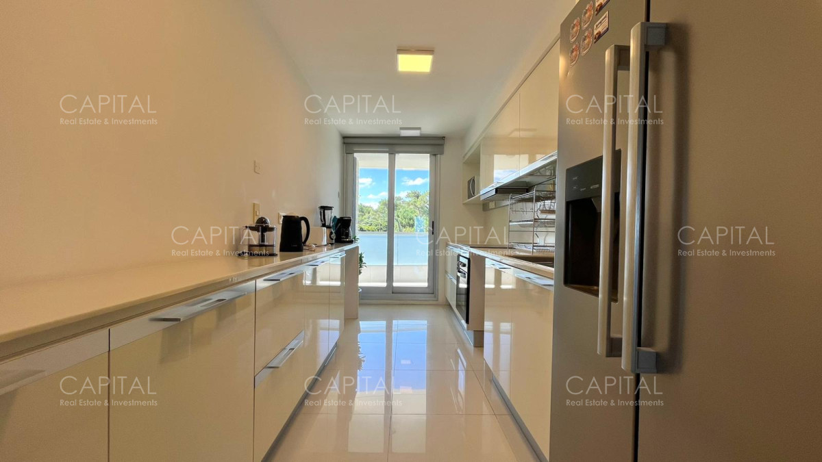 Apartamento ID.39821 - Apartamento en Venta de 3 dormitorios en playa mansa.