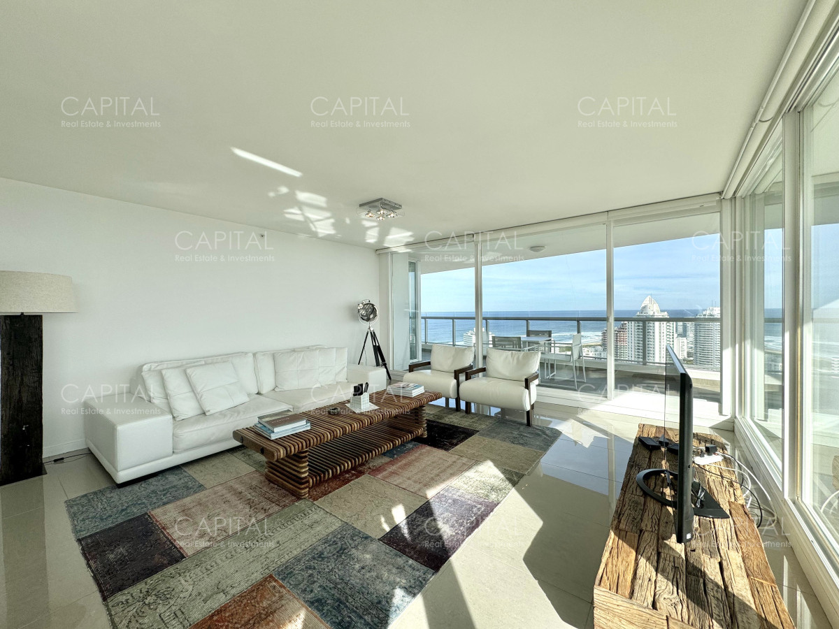Apartamento ID.38714 - Pent-house en venta en Playa Brava Punta Del Este 