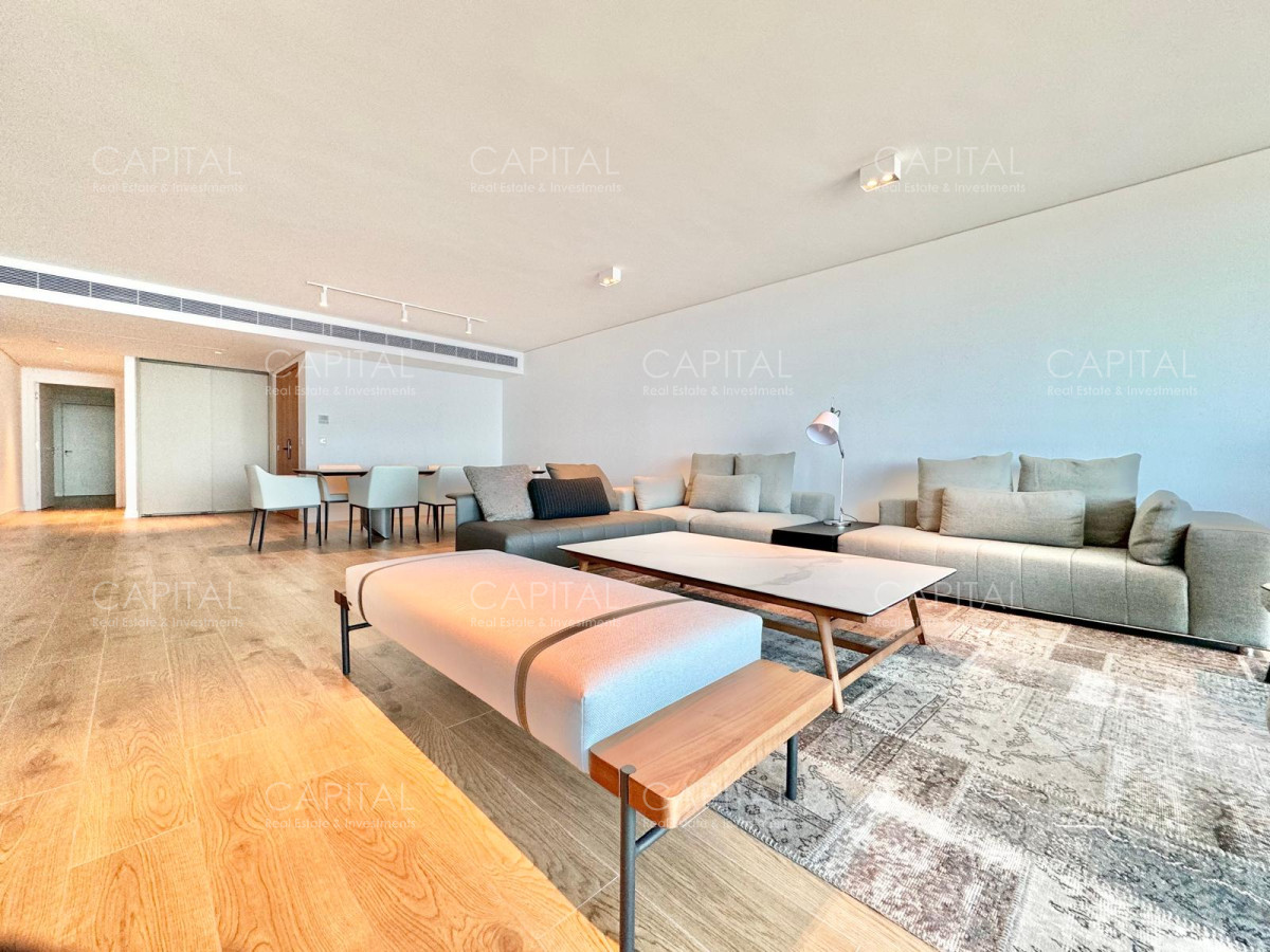 Apartamento ID.36643 - Apartamento esquinero de tres y dependencia piso alto en Trump Tower en Venta