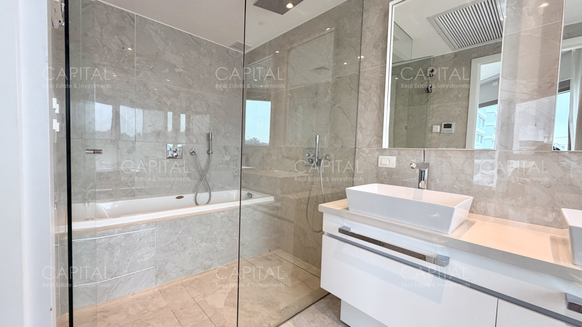 Apartamento ID.38144 - Trump Tower de 2 dormitorios en Alquiler Anual.