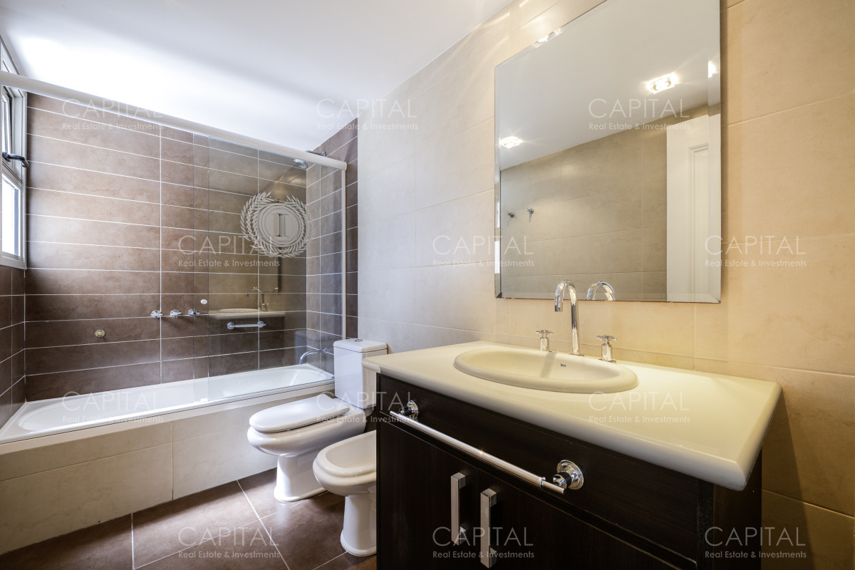 Apartamento ID.37932 - Departamento en Imperiale Punta del Este Venta de Tres Dormitorios en Playa Brava 