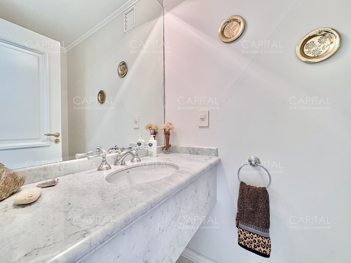 Apartamento ID.38202 - Coral Tower Departamento Esquinero