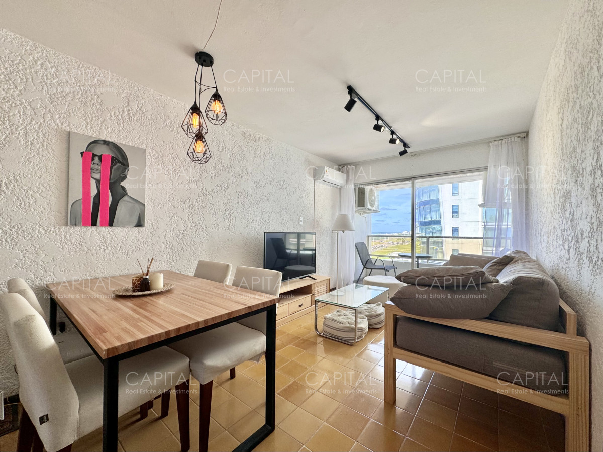 Apartamento ID.39194 - Apartamento de dos dormitorios en alquiler en primera linea, Playa Brava, Punta del Este
