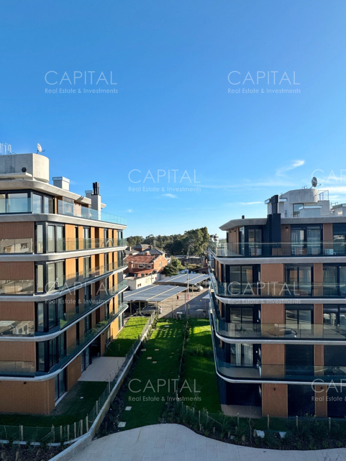 Apartamento ID.40028 - Venta Apartamento 2 Dormitorios en Costanera Village con Garaje