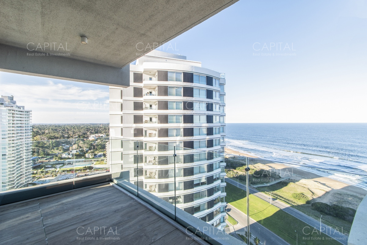Apartamento ID.34062 - TRUMP TOWER Apartamento primera linea en Playa Brava, Punta del Este dos dormitorios en Alquiler Anual