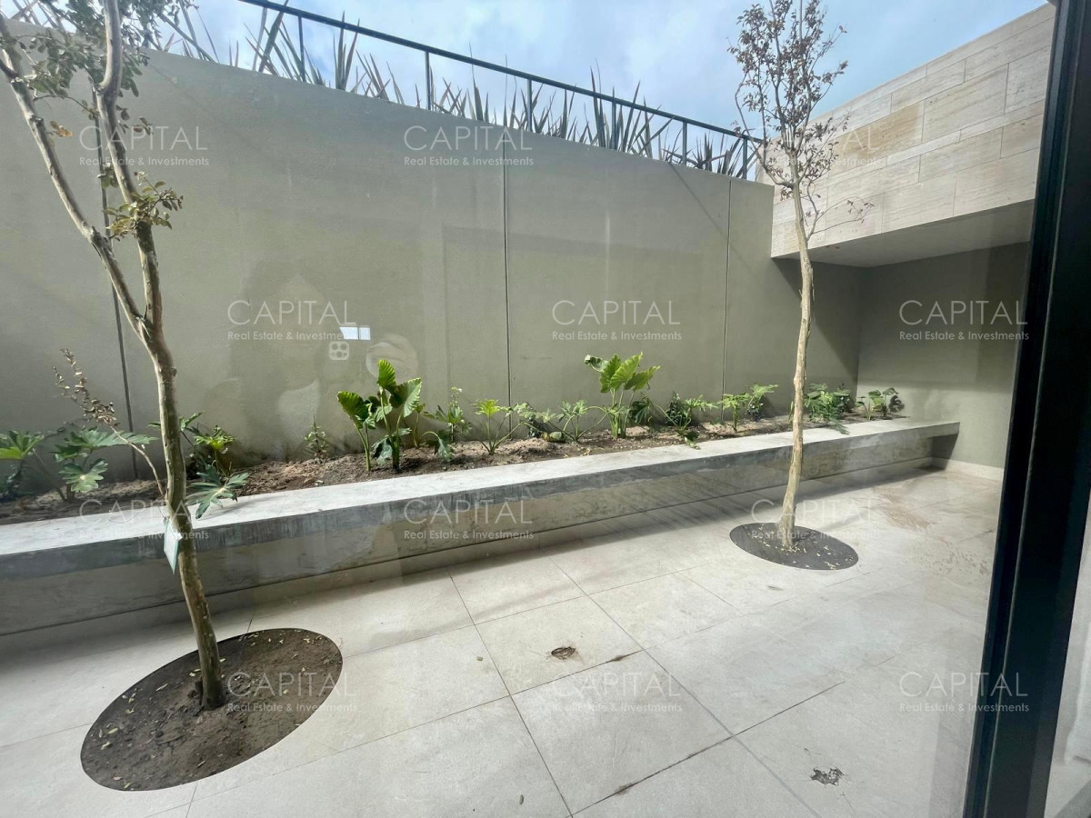 Apartamento ID.38226 - Departamento  en venta sobre el mar en La Barra con piscina y parrillero