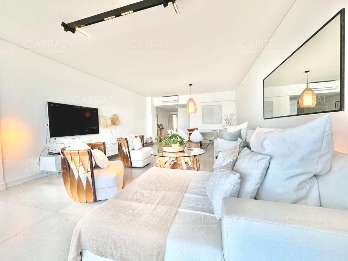 Apartamento ID.32036 - Apartamento de tres dormitorios en Le Parc, Primera fila en playa brava en venta