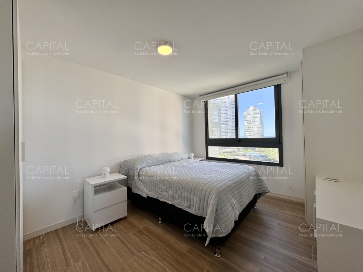 Apartamento ID.39958 - Apartamento en alquiler anual de dos dormtiroios, Playa Brava, Punta del Este.