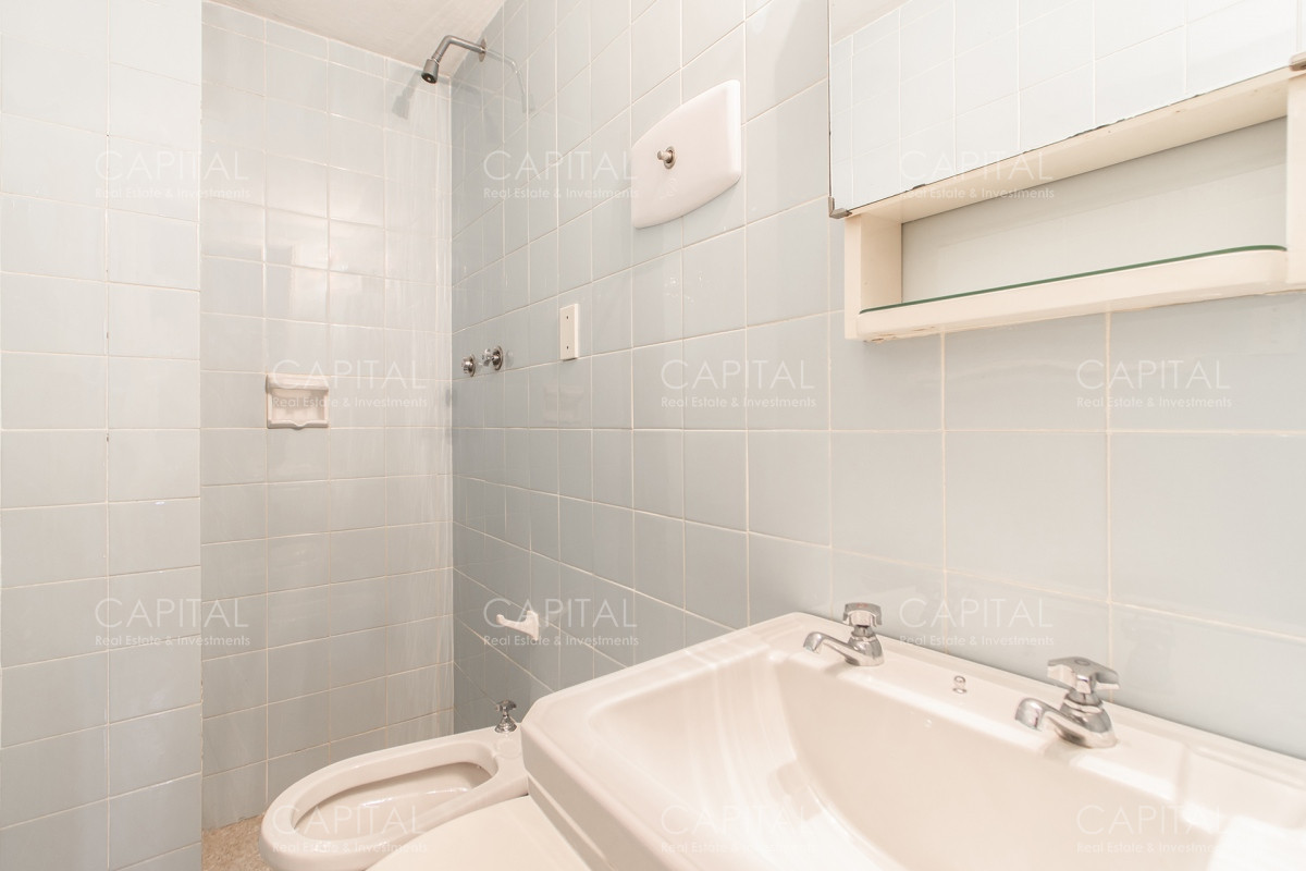 Apartamento ID.32842 - Apartamento con vista al mar en venta en Playa Mansa.