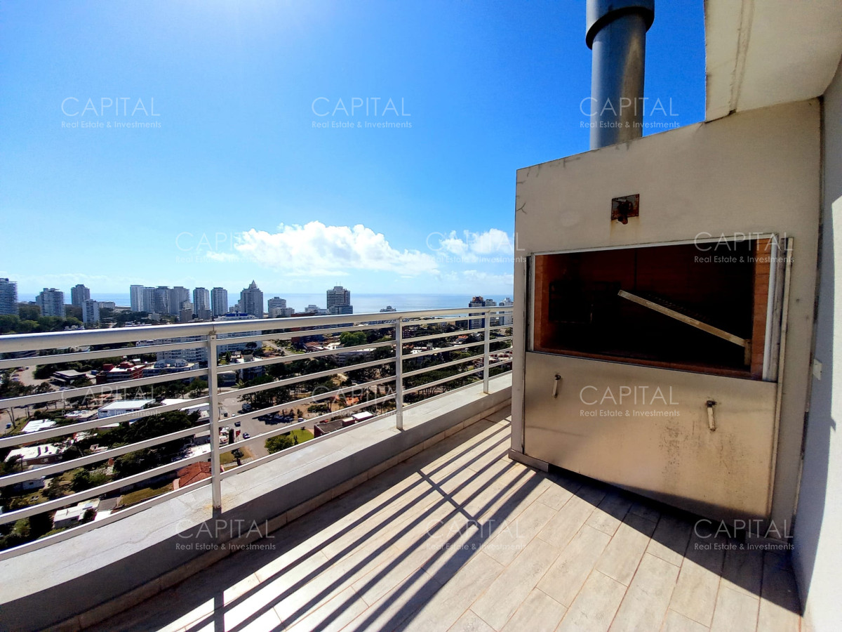 Apartamento ID.30107 - Espectacular Pent House Duplex en Venta y Alquiler