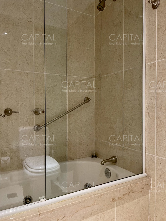 Apartamento ID.31040 - Venta de apartamento esquinero Le Jardin Punta del Este