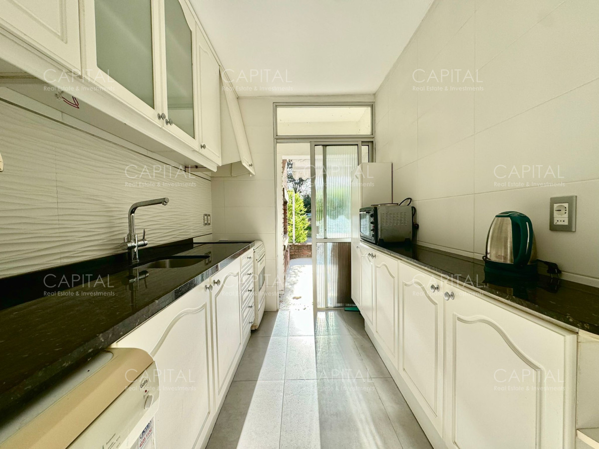Apartamento ID.37240 - Apartamento en Venta de Tres dormitorios cerca del mar 