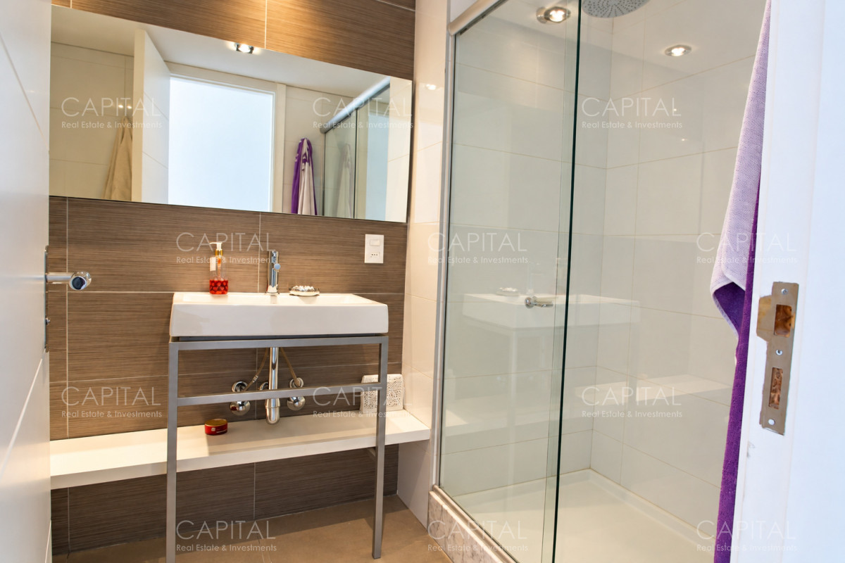 Apartamento ID.38831 - Departamento en venta 3 dormitorios en Torre One a 100 mts de Playa Brava