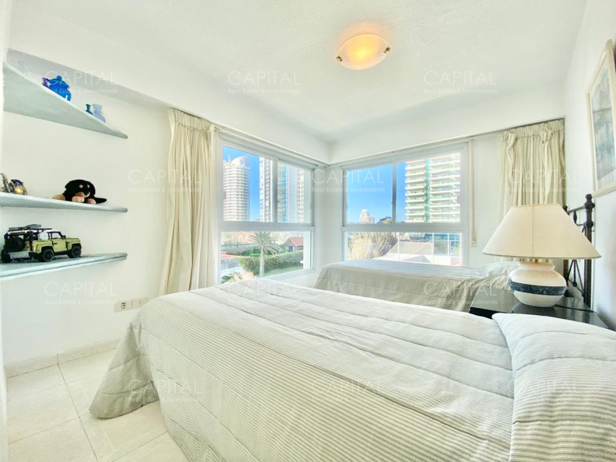 Apartamento ID.33373 - Beverly Tower Punta del Este en Venta