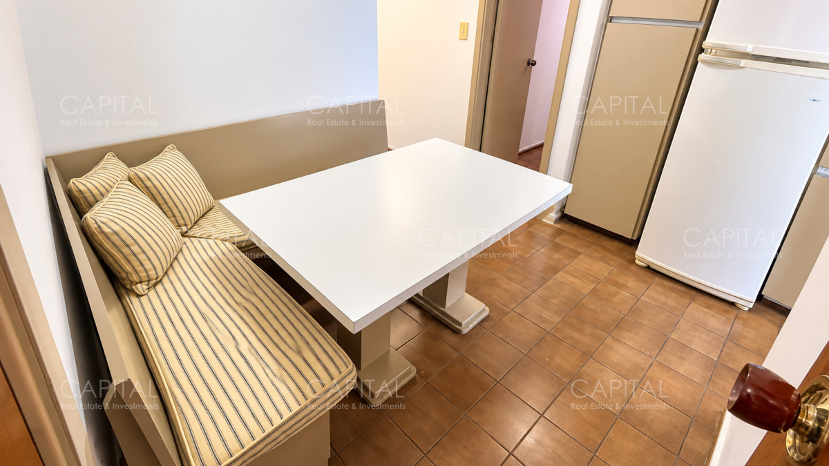 Apartamento ID.40808 - Apartamento en venta en Península, Punta del Este, ubicado a 100 metros del mar.