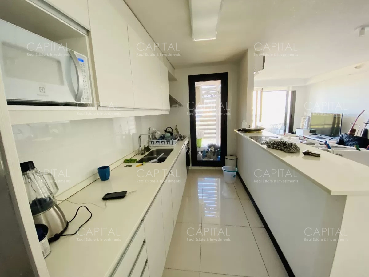 Apartamento ID.35212 - Apartamento en venta de un dormitorio con vista a Playa Mansa.