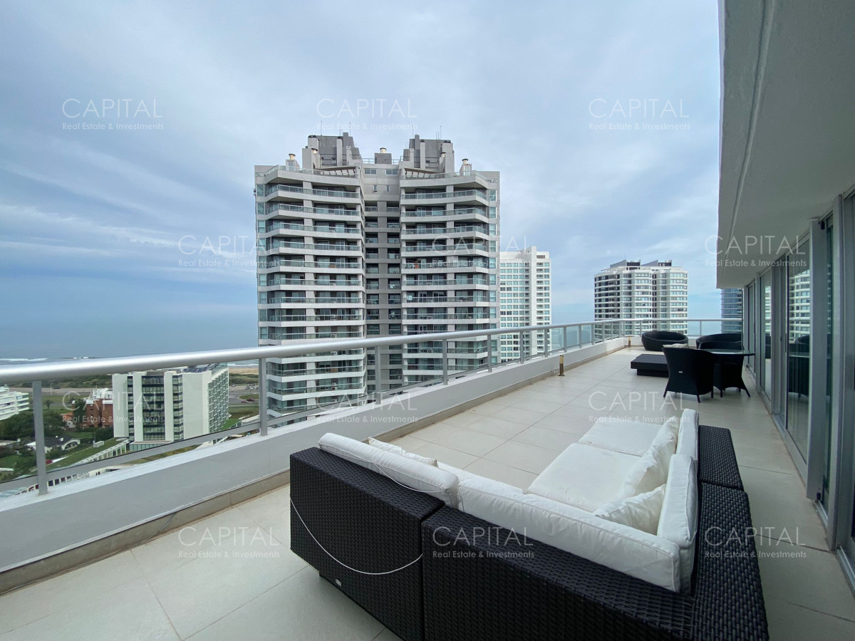 Apartamento ID.35516 - Penthouse en playa brava 3 suites y dependencia en Quartier del Mar