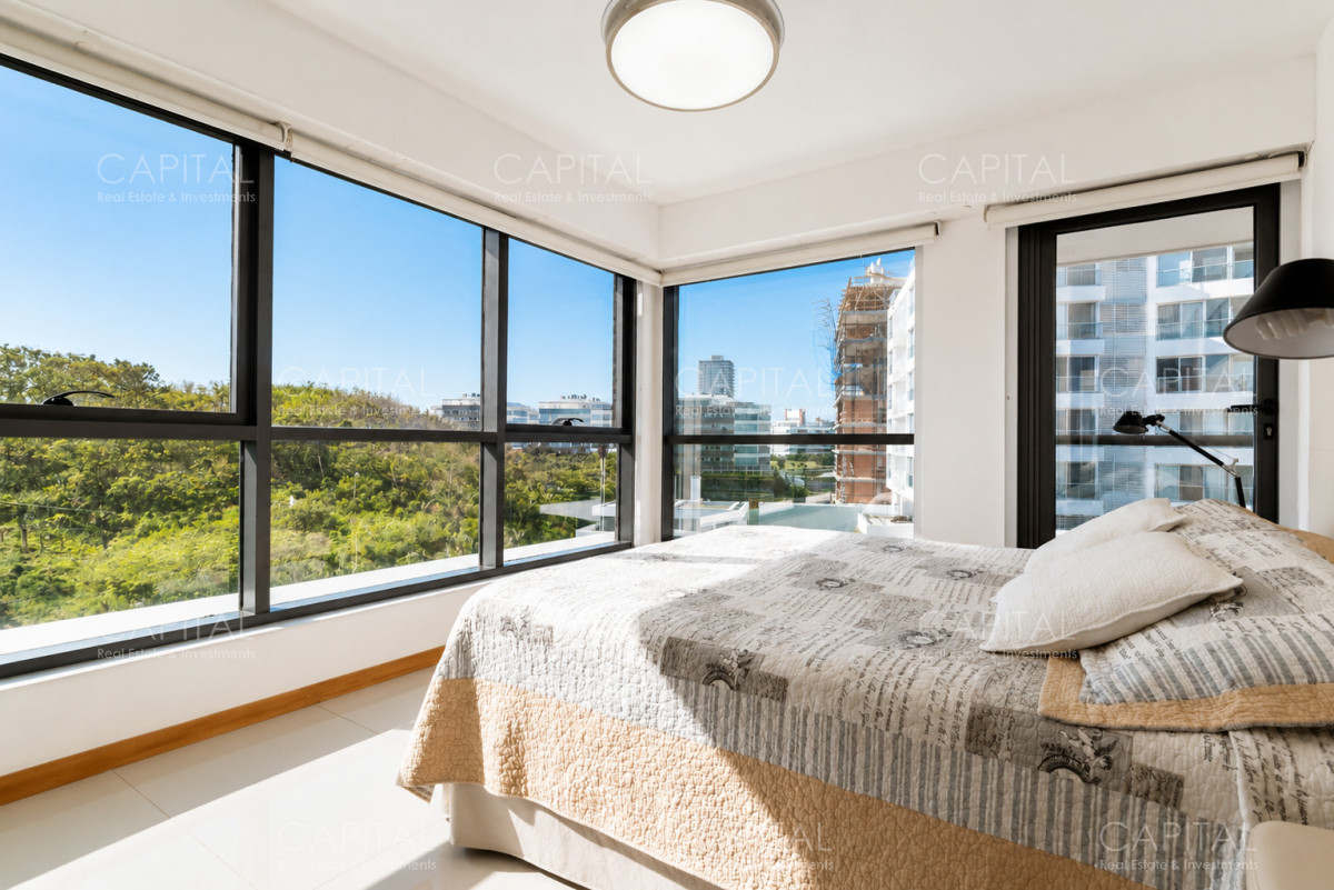 Apartamento ID.40730 - Departamento 3 dormitorios y dependencia frente a Playa Brava en Rincón del indio