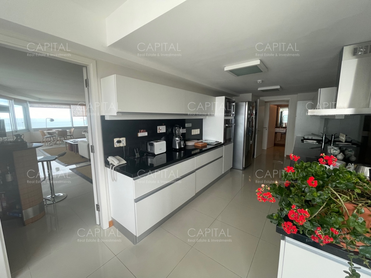 Apartamento ID.36486 - Tiburon III esquinero piso alto en venta y alquiler