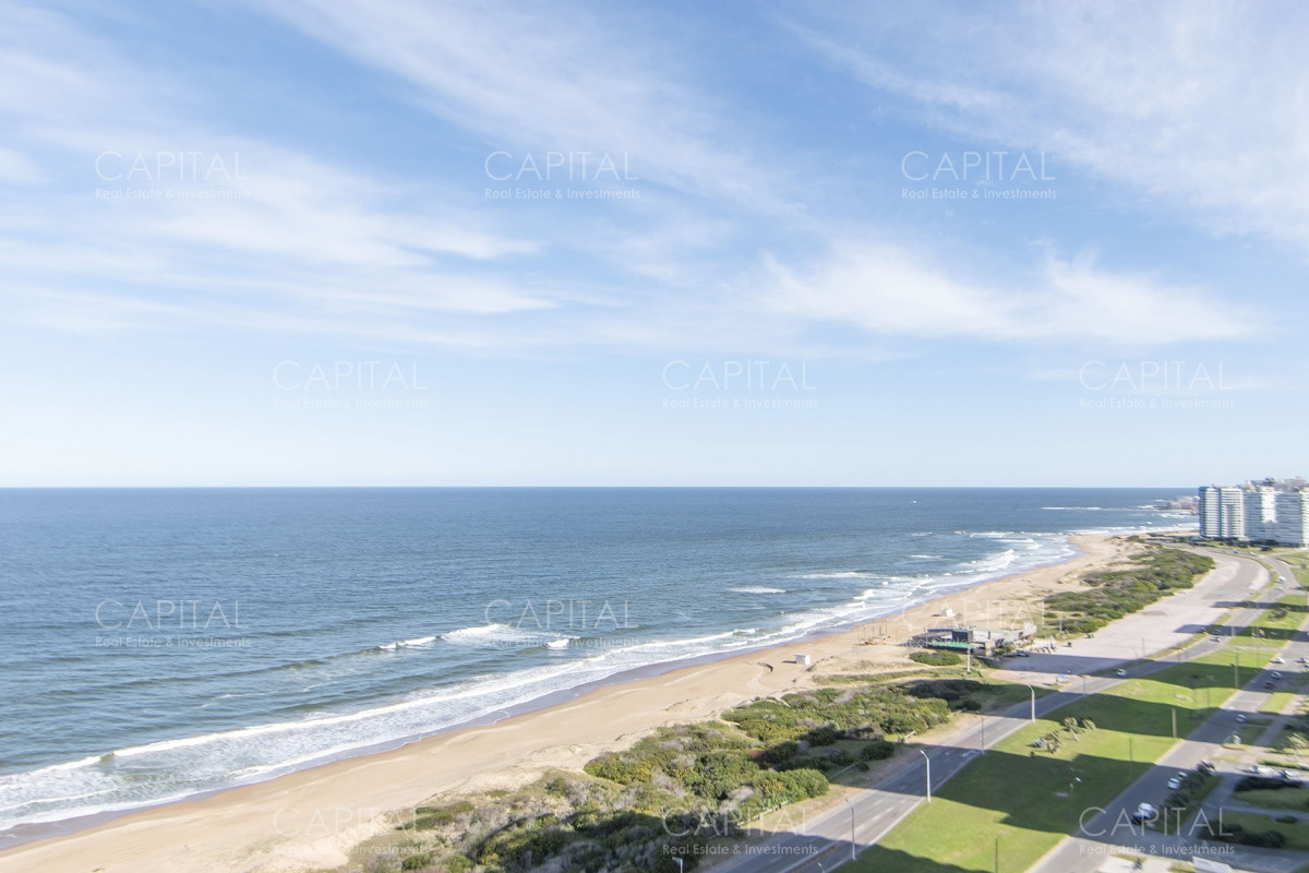 Apartamento ID.34933 - Le Parc 3 Punta del Este de tres dormitorios en Venta