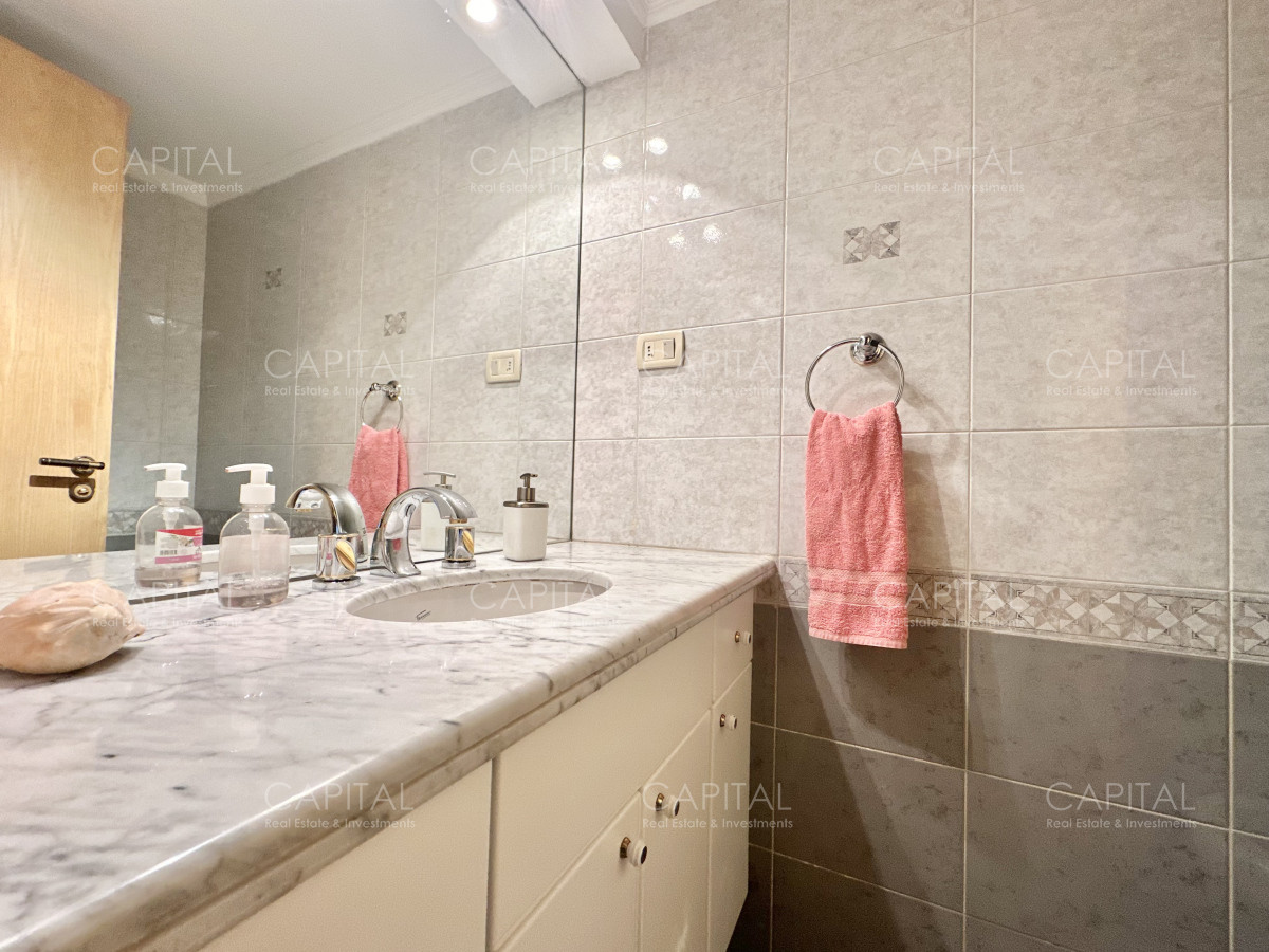 Apartamento ID.37326 - Apartamento en Playa Brava Primera Fila en Alquiler