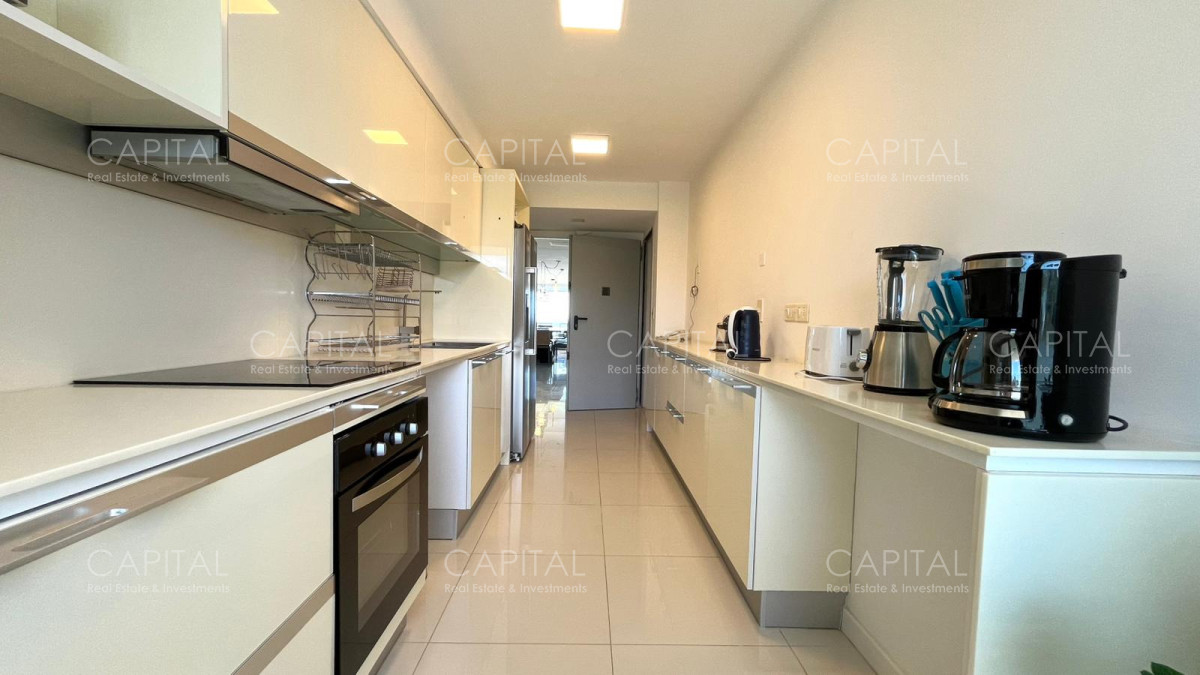 Apartamento ID.39821 - Apartamento en Venta de 3 dormitorios en playa mansa.