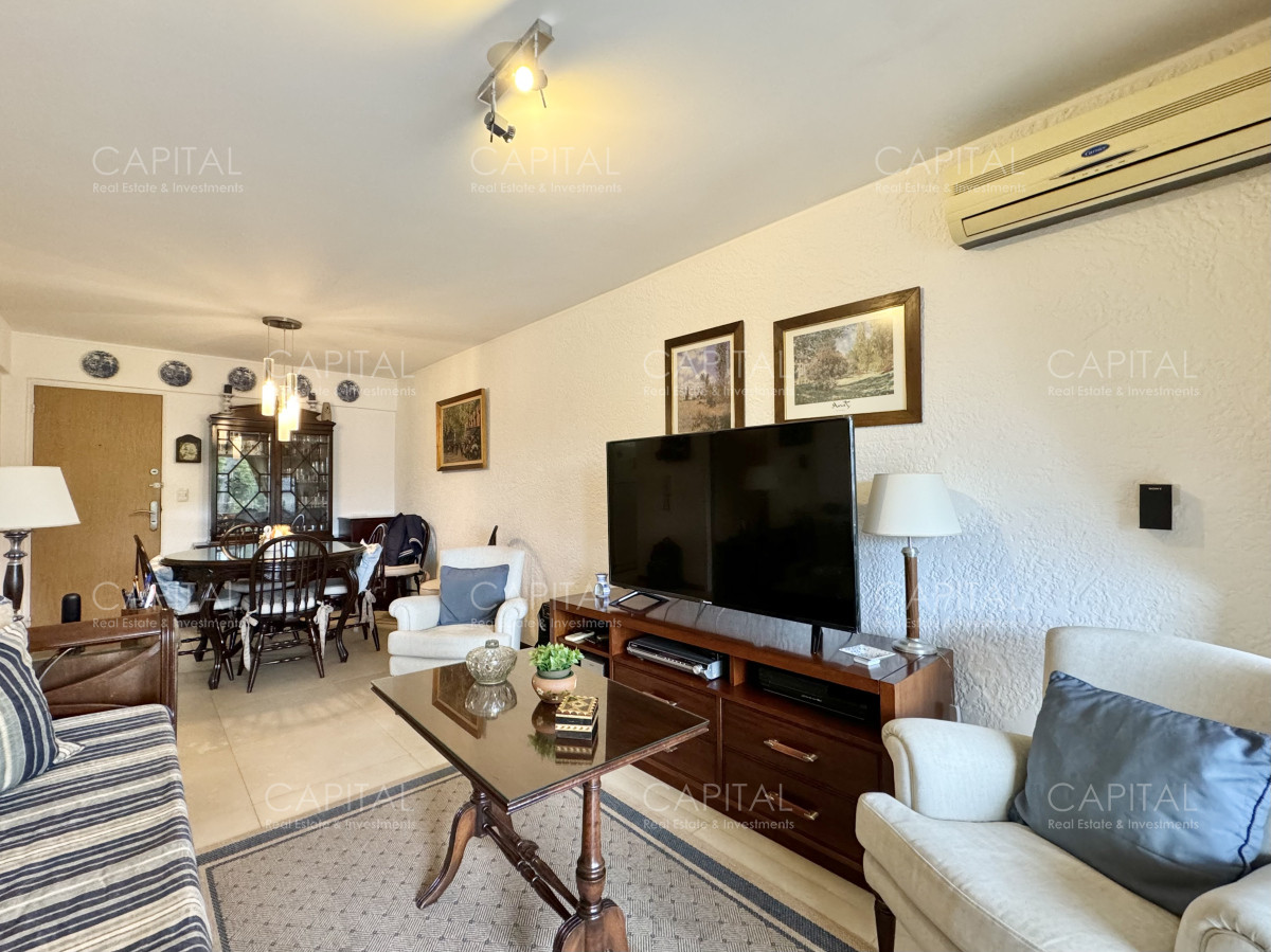Apartamento ID.37049 - Apartamento reciclado en edifico Helios Punta Del Este 