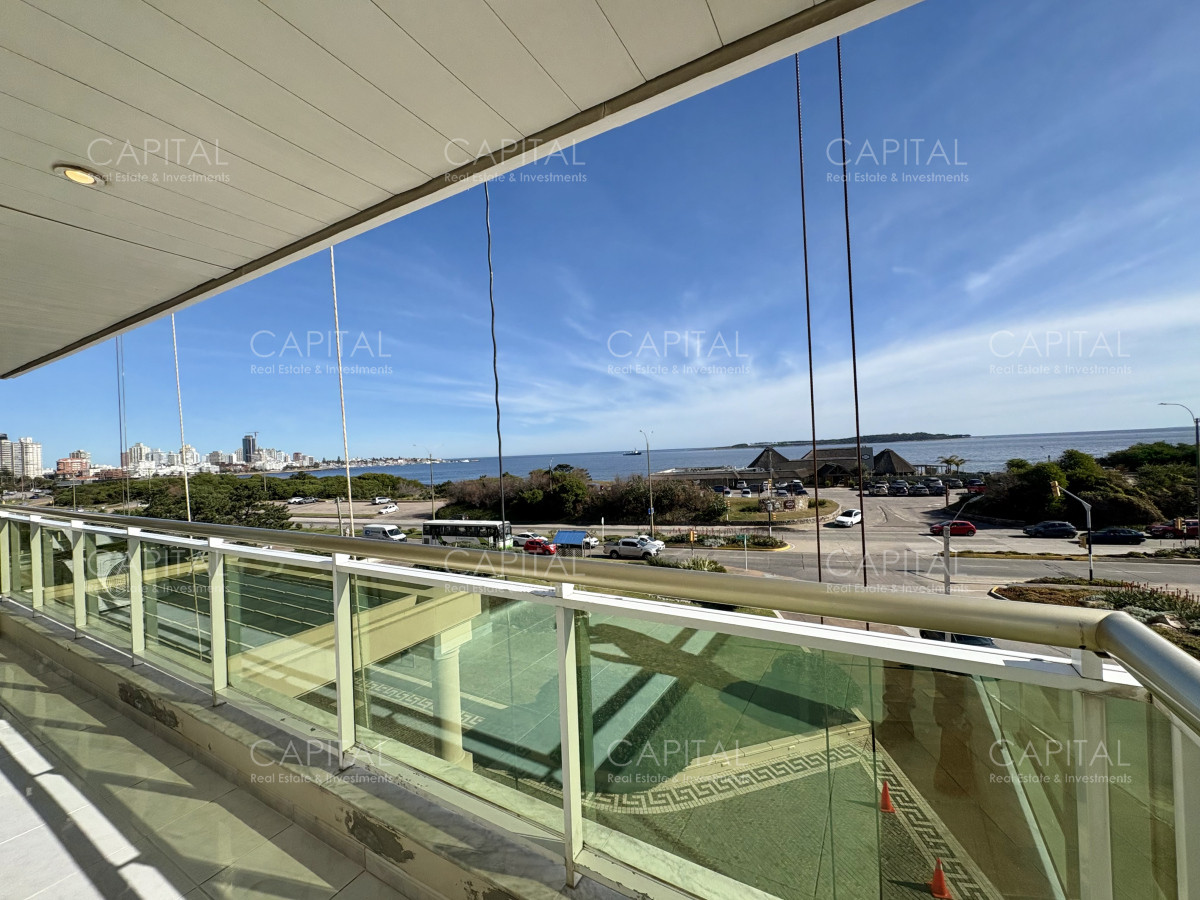 Apartamento ID.38202 - Coral Tower Departamento Esquinero