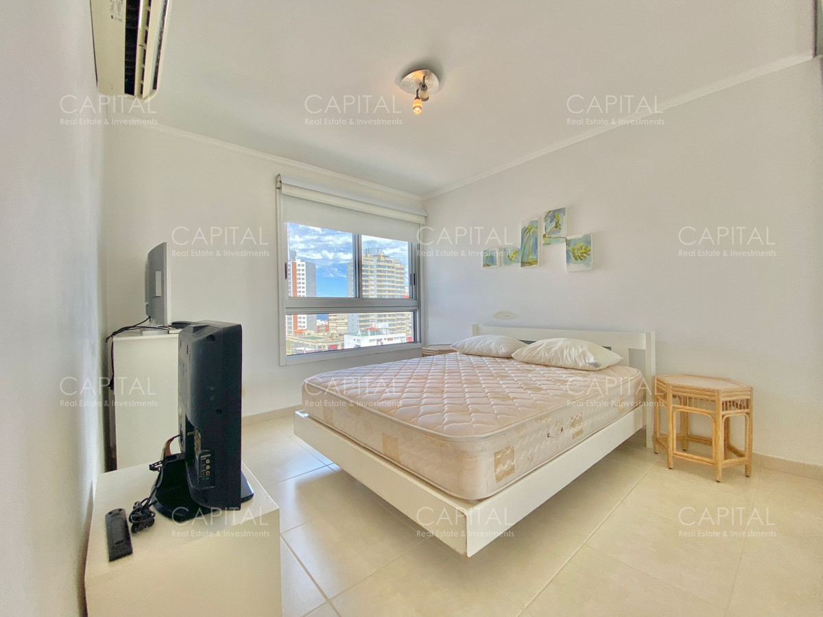 Apartamento ID.31832 - Apartamento en Venta de tres dormitorios, Punta del Este