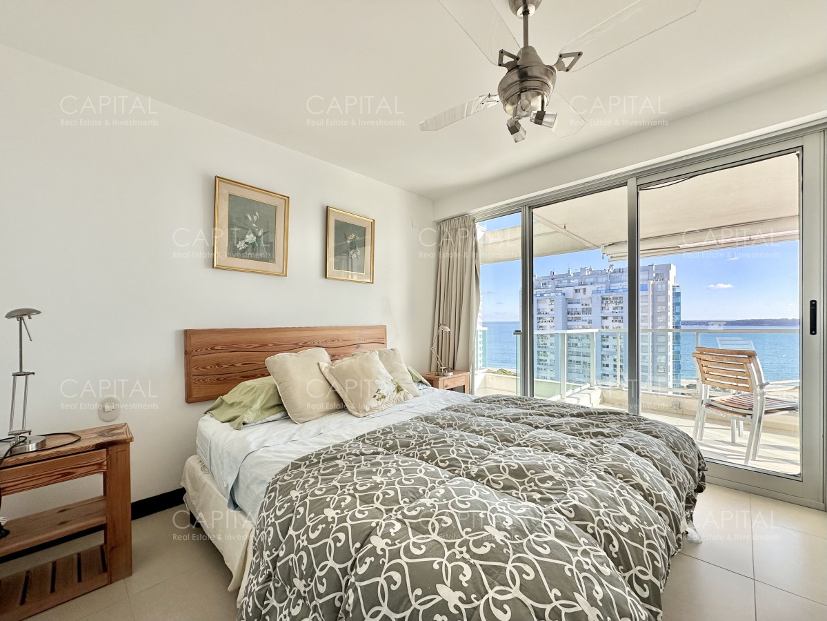 Apartamento de dos dormitorios con parillero en venta Playa Mansa., photo 5