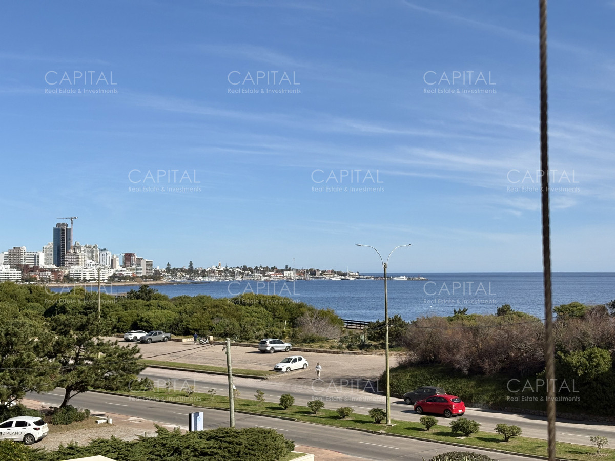 Apartamento ID.38202 - Coral Tower Departamento Esquinero