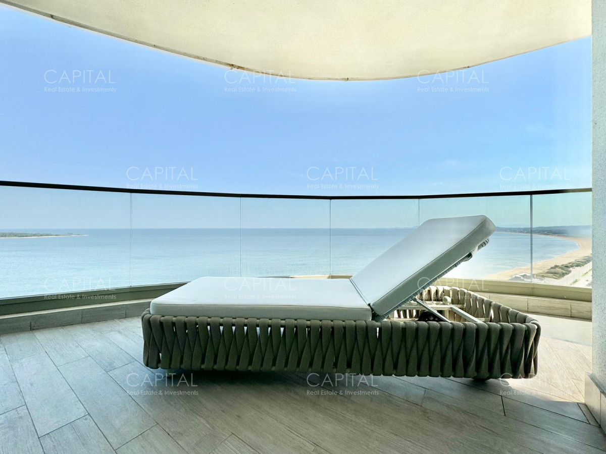 Apartamento ID.36659 - Apartamento esquinero en Fendi, Playa Mansa, Punta del este