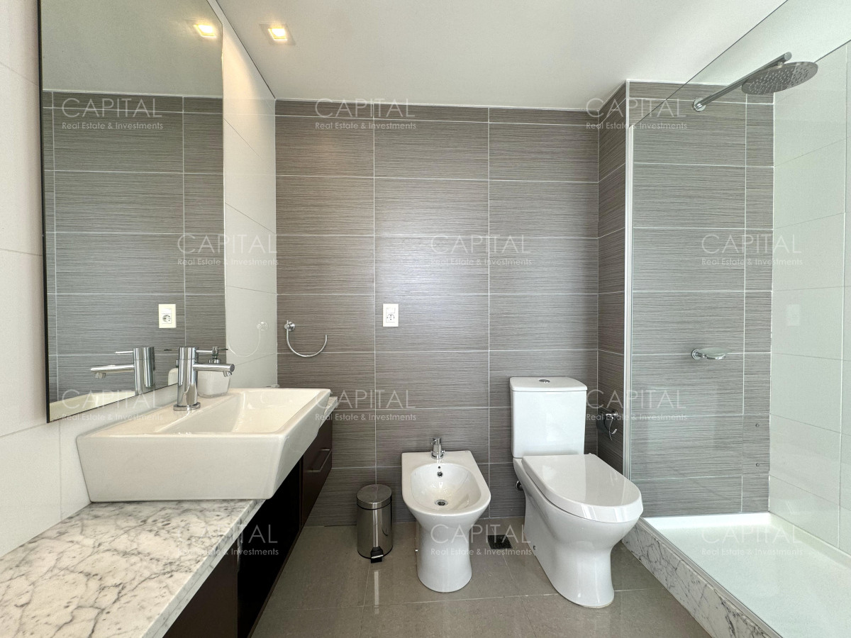 Apartamento ID.38714 - Pent-house en venta en Playa Brava Punta Del Este 