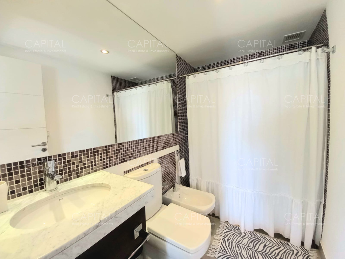 Apartamento ID.32914 - Alquiler Apartamento de tres dormitorios con vista al Mar en Playa Brava