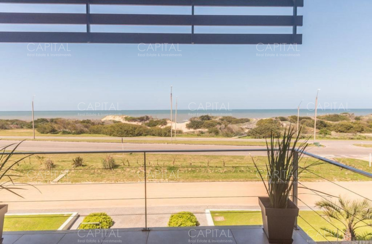 Apartamento ID.32175 - Apartamento en Alquiler Playa Brava Primera Fila 