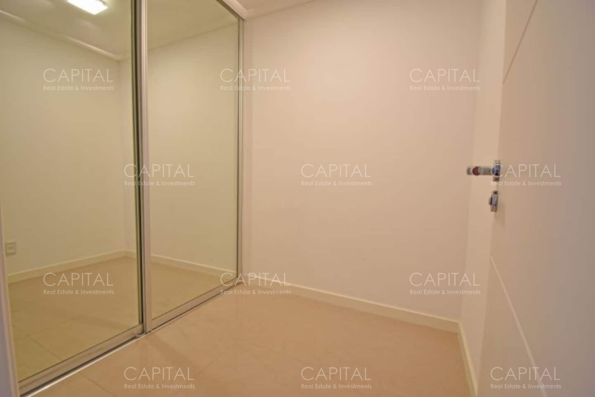 Apartamento ID.31748 - Apartamento Casino Tower en Venta de Dos dormitorios en Playa Mansa, Punta del este