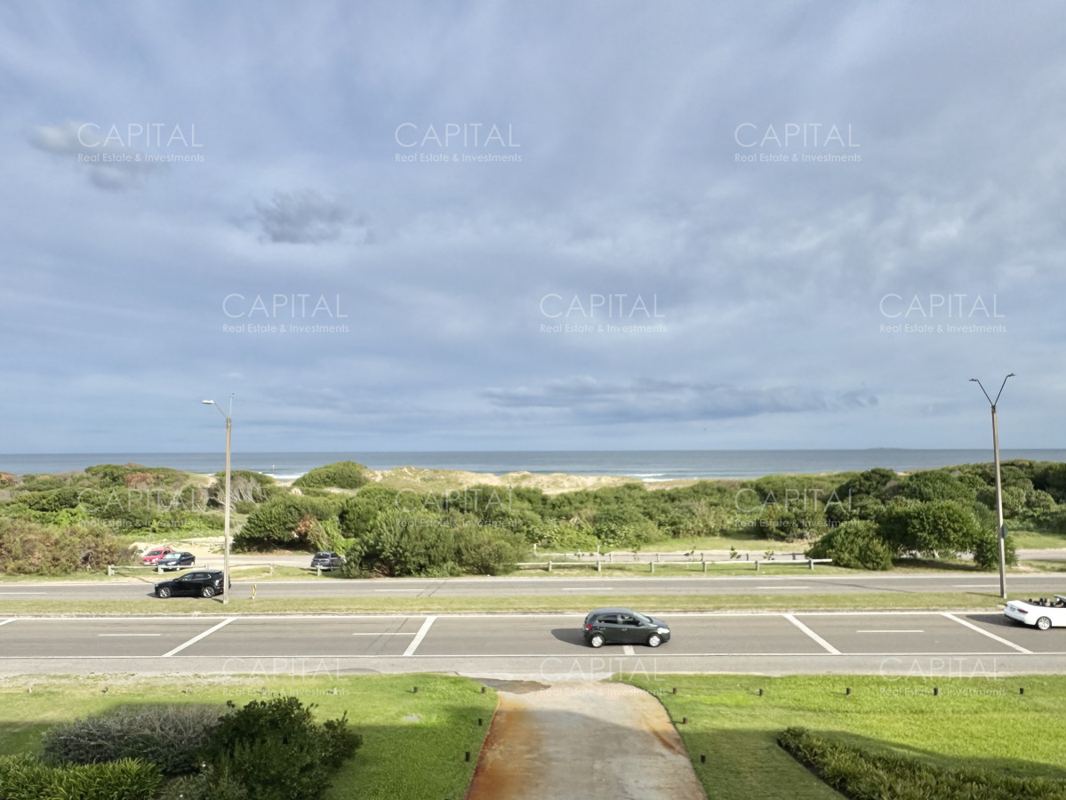 Apartamento ID.30630 - Departamento Frente al Mar Cuatro Ambientes