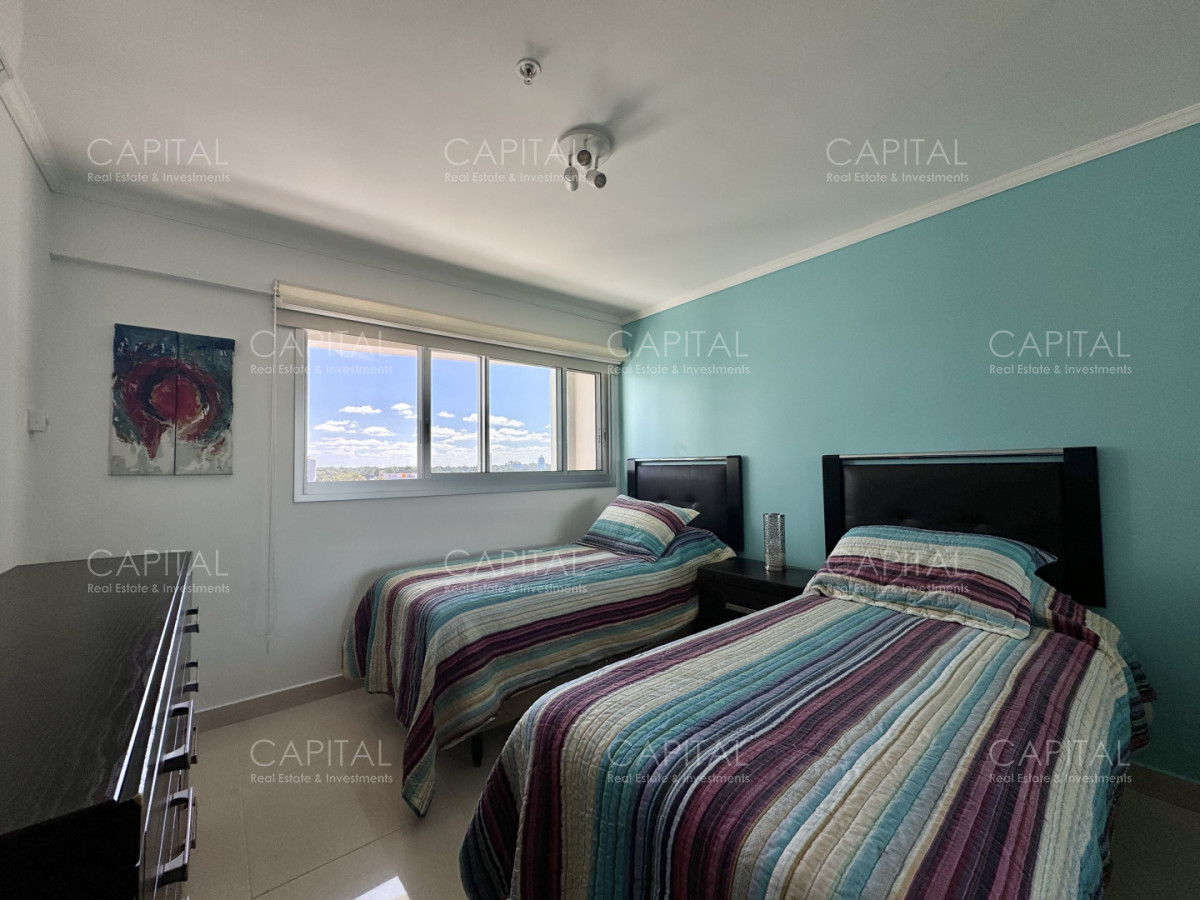 Apartamento ID.39738 - Apartamento de dos dormitorios con parrillero propio en alquiler, Playa Mansa, Punta del Este.