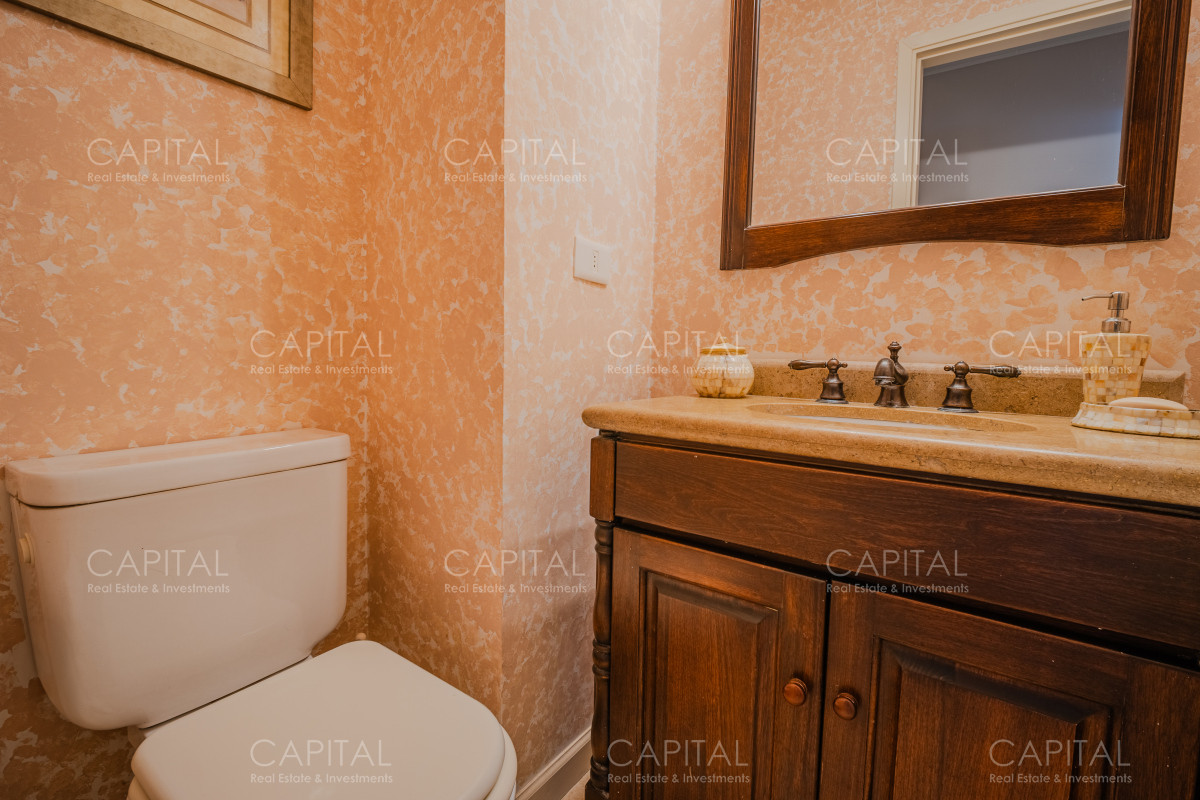 Apartamento ID.38440 - Penthouse de 3 dormitorios  y servicio  en primera linea Playa Mansa