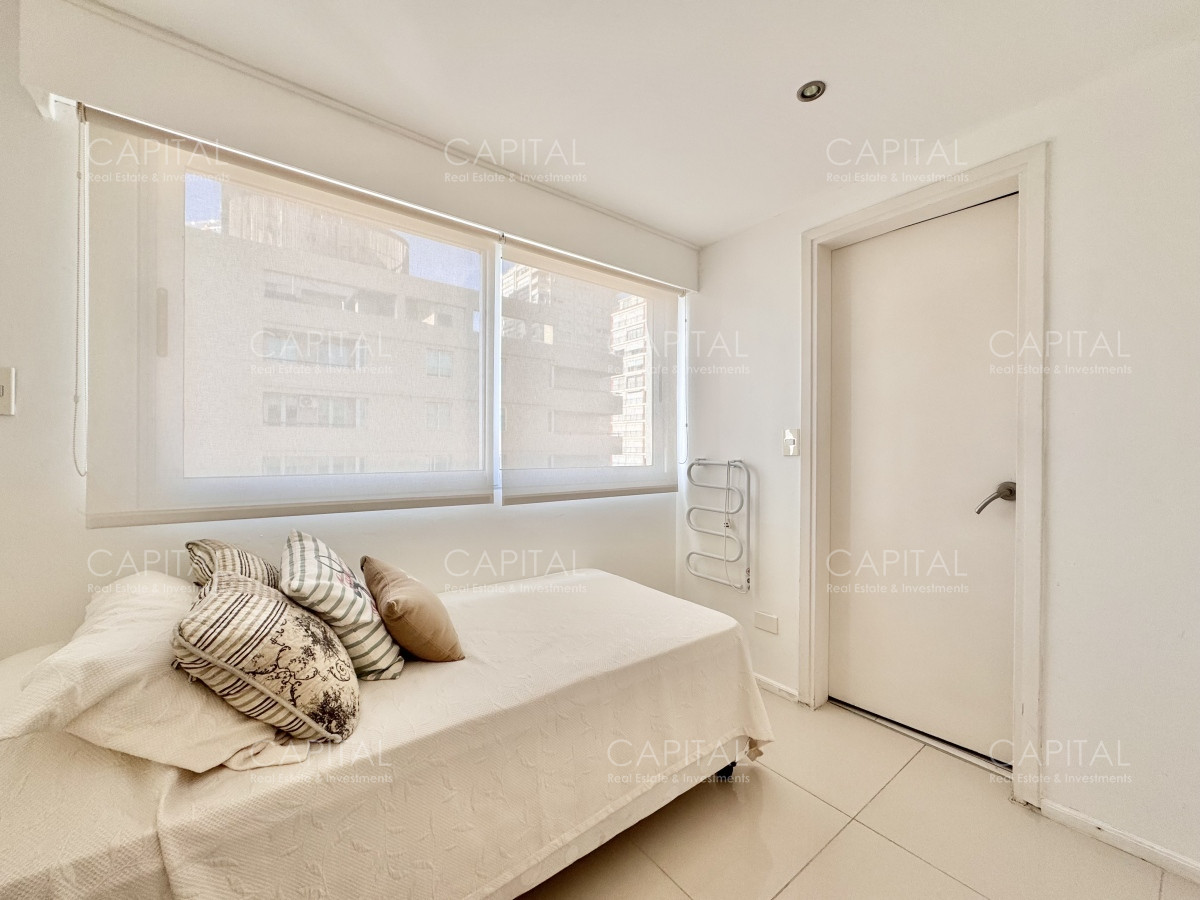 Apartamento ID.25200 - Apartamento Venta Puerto Punta del Este Seis Dormitorios 