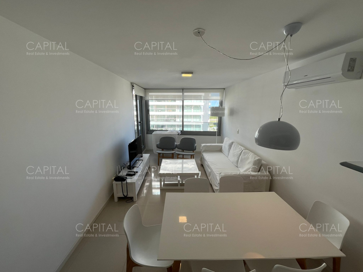 Apartamento ID.38247 - Apartamento en Venta, Edificio Esmeralda, Playa Brava, Punta del Este