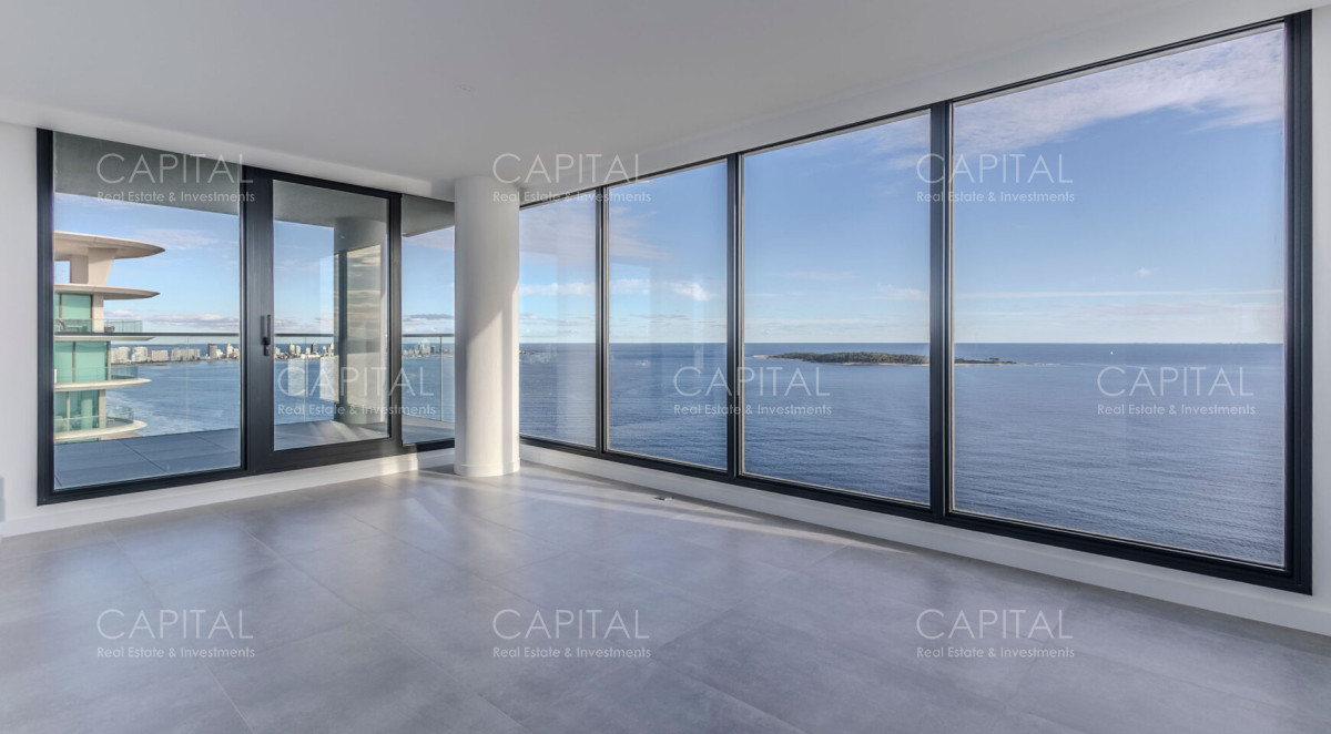 Apartamento ID.37953 - Penthouse en edificio Venetian Playa Mansa en Venta