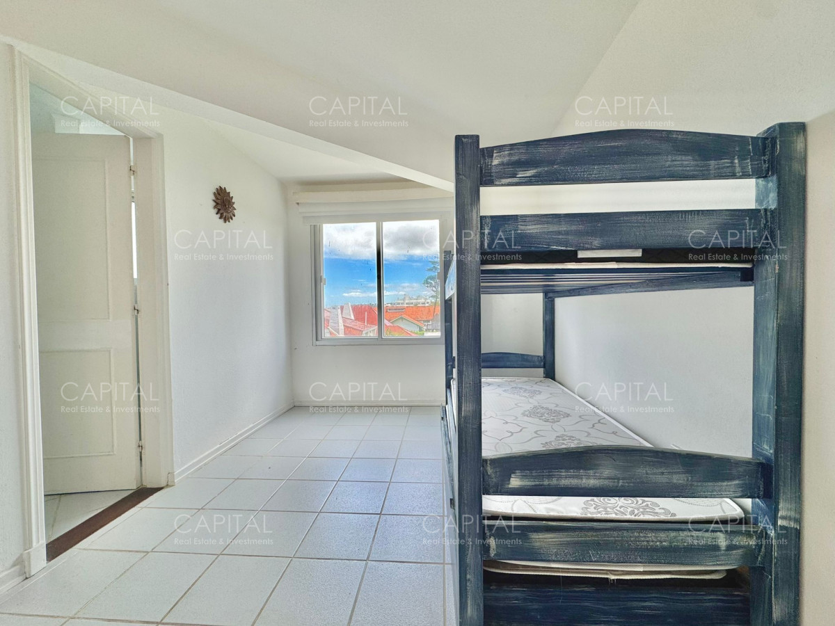 Apartamento ID.25811 - Apartamento en Venta Playa Mansa, Punta del Este Primera Linea