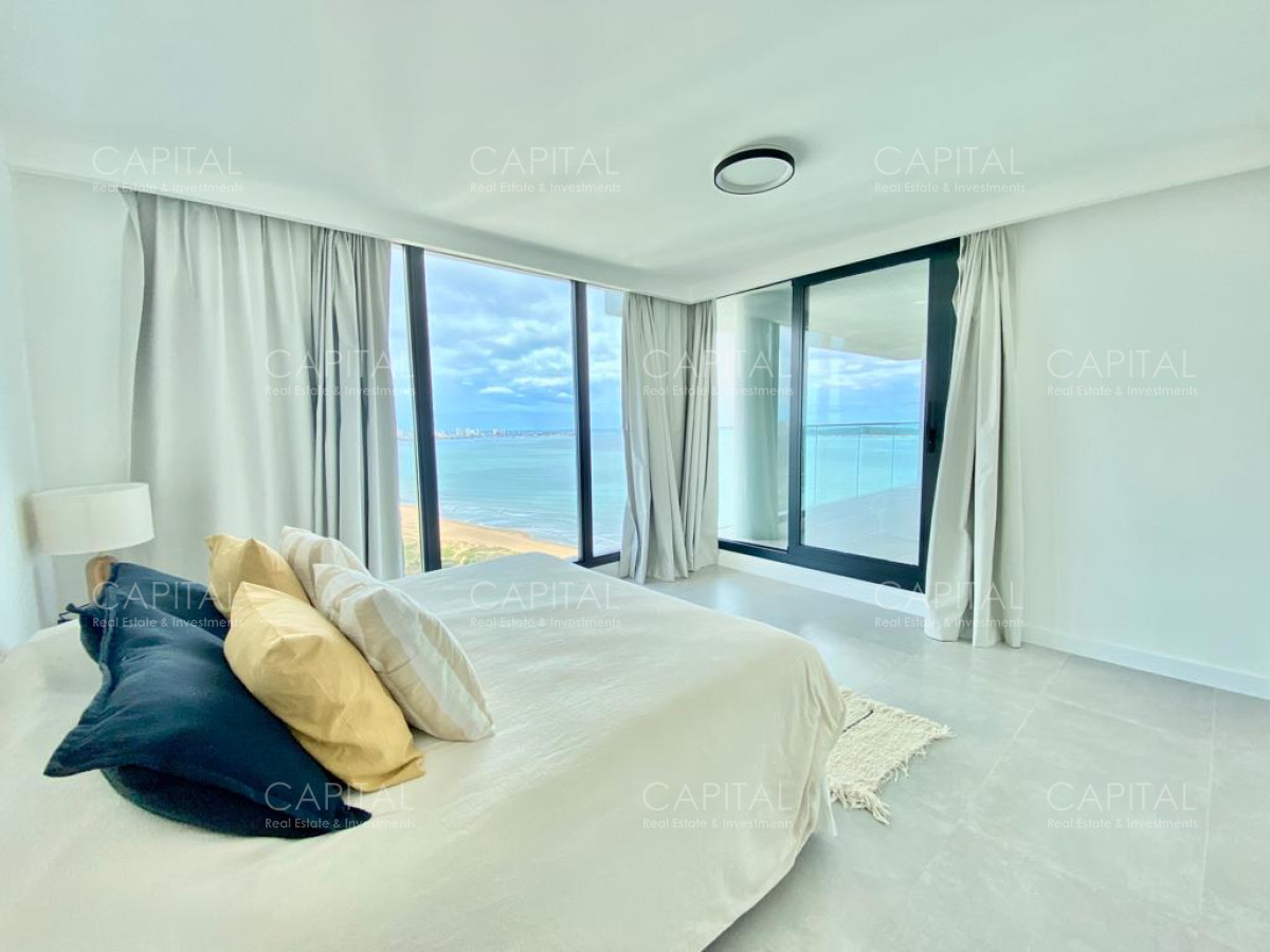 Apartamento ID.34588 - Venetian Punta Del Este Apartamento frente al mar de tres dormitorios mas dependencia en Venta