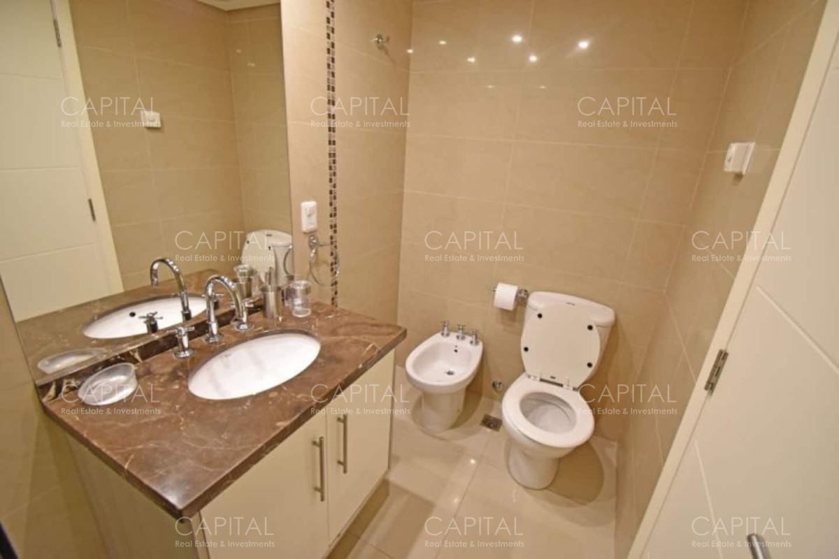 Apartamento ID.31748 - Apartamento Casino Tower en Venta de Dos dormitorios en Playa Mansa, Punta del este